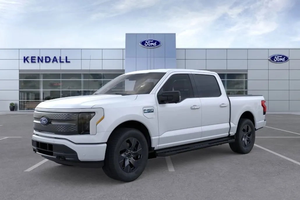 2025 Ford F-150 Lightning photo 1