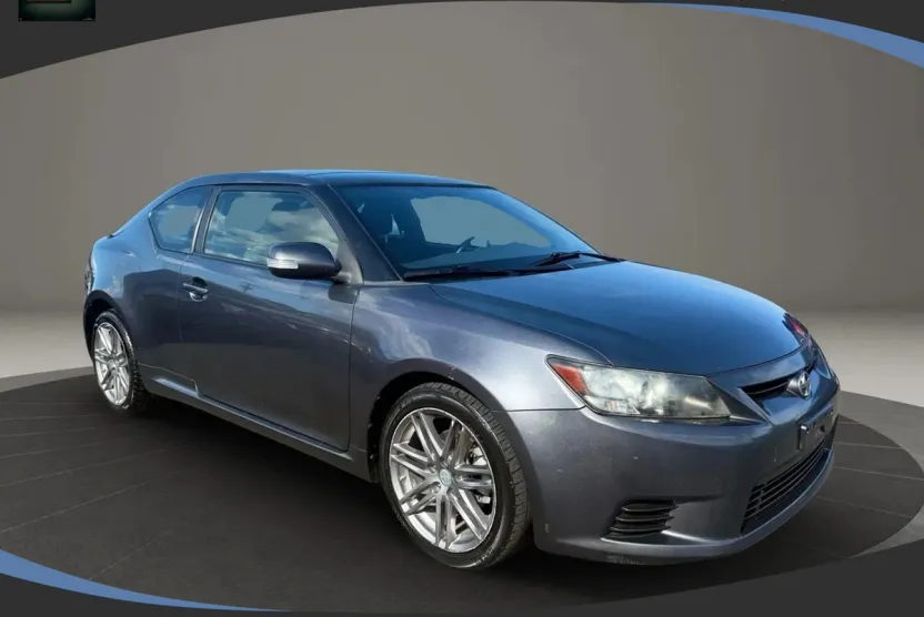 2013 Scion tC photo 1