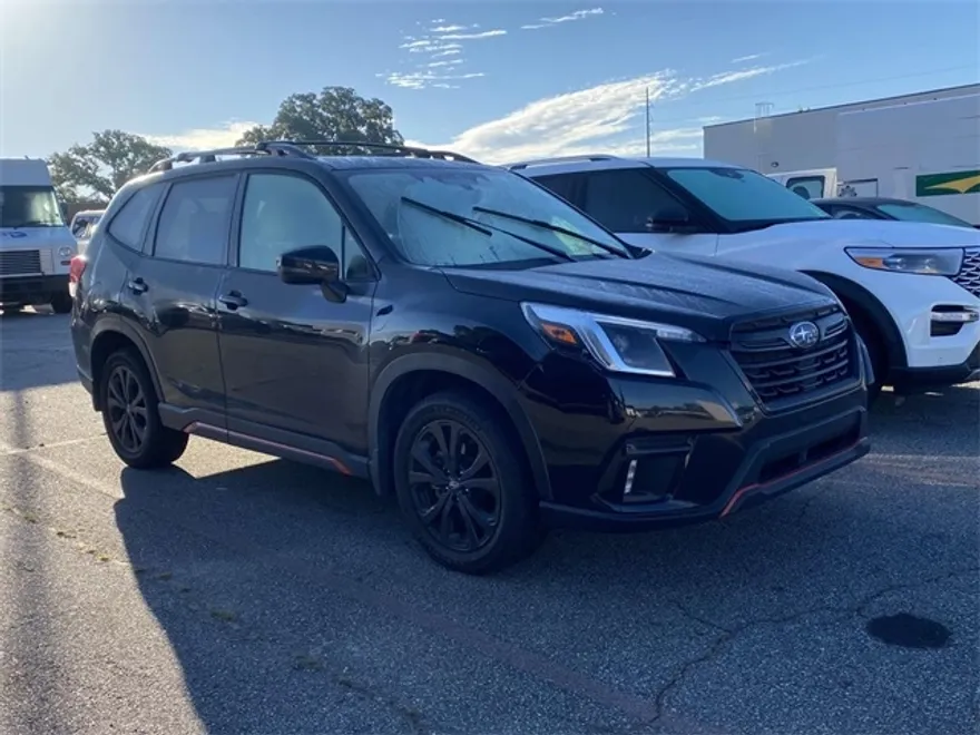 2022 Subaru Forester Sport photo 1