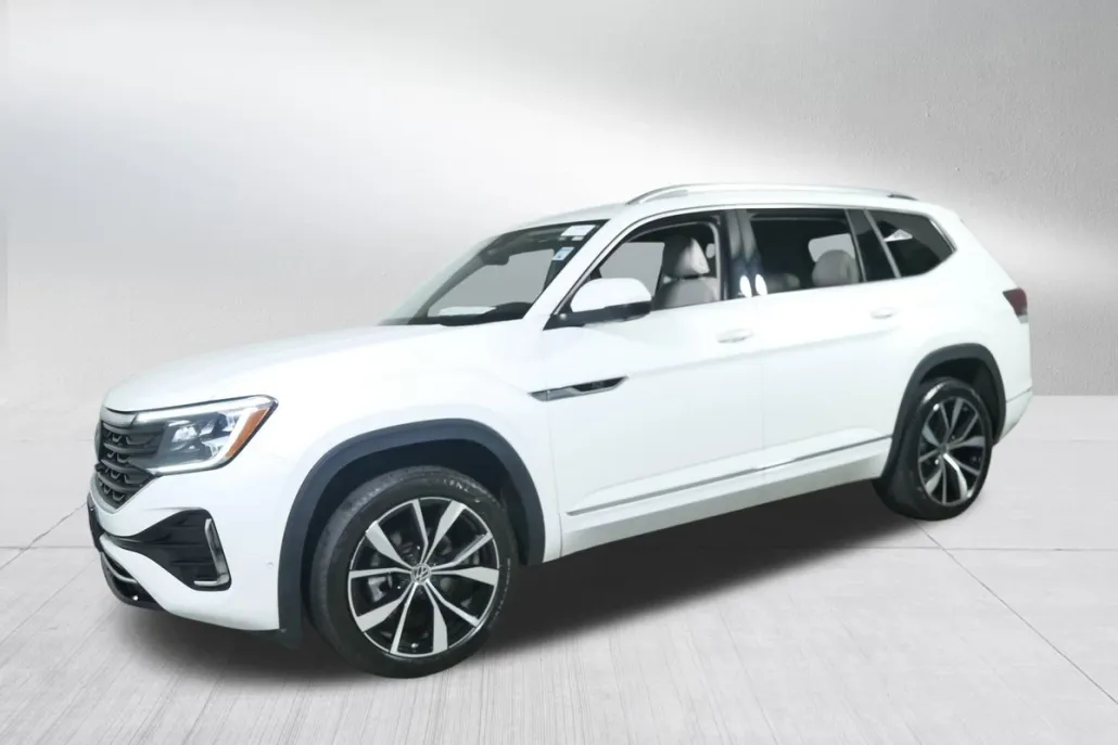 2024 Volkswagen Atlas SEL Premium R-Line photo 1
