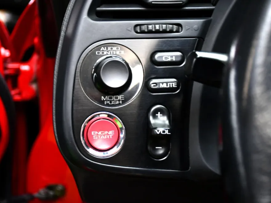 2005 Honda S2000 photo 21