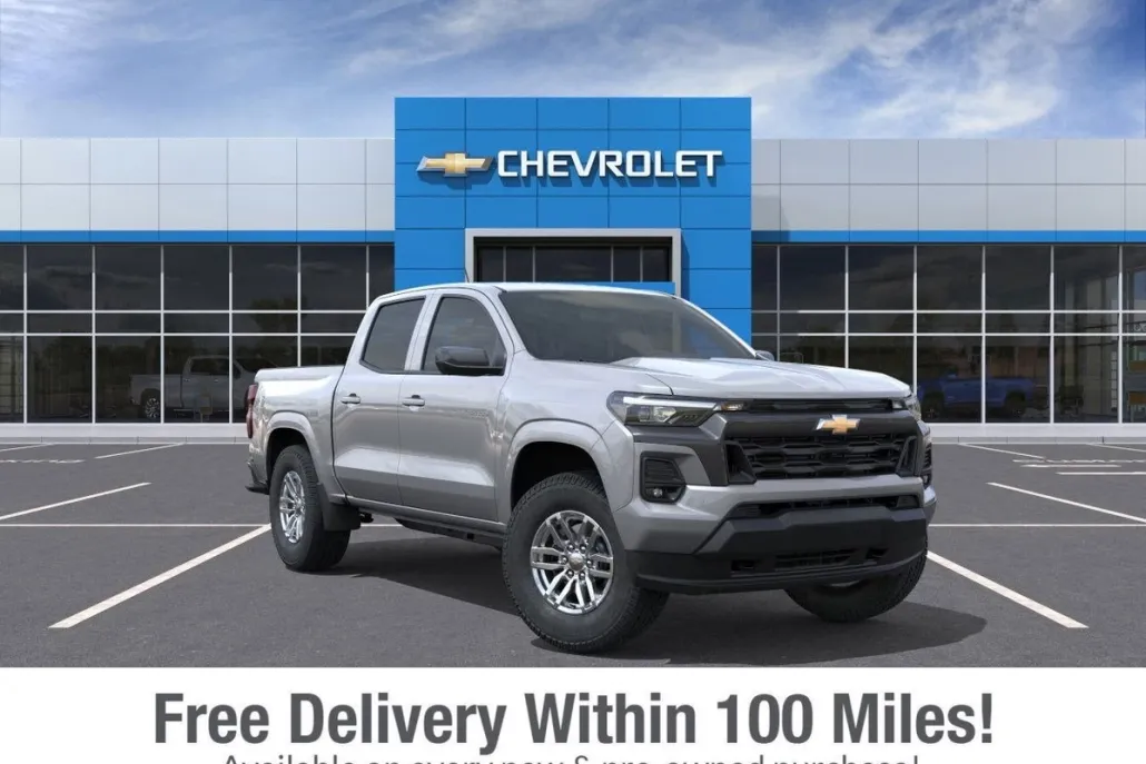 2025 Chevrolet Colorado Work Truck LT photo 1