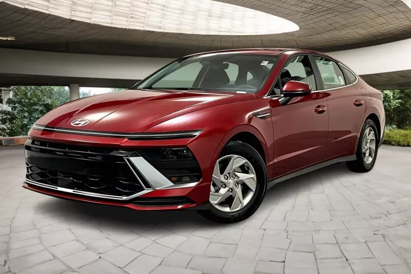 2025 Hyundai Sonata SE photo 1