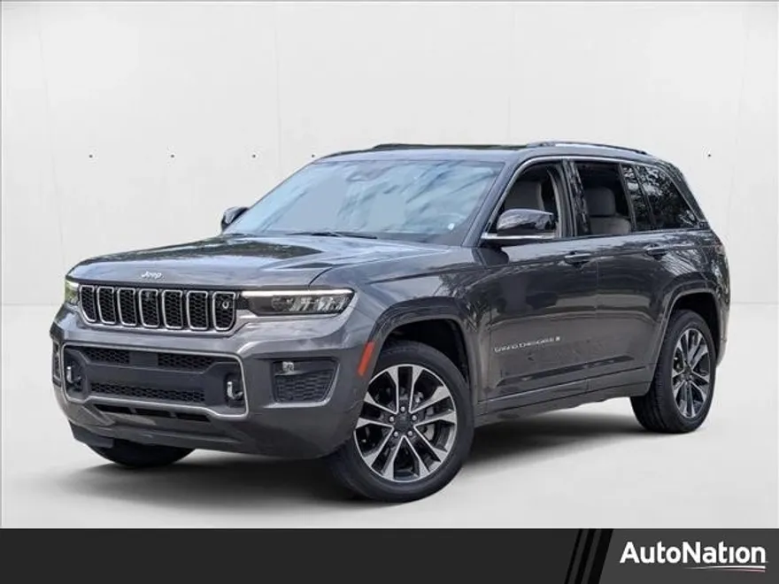 2022 Jeep Grand Cherokee Overland photo 1