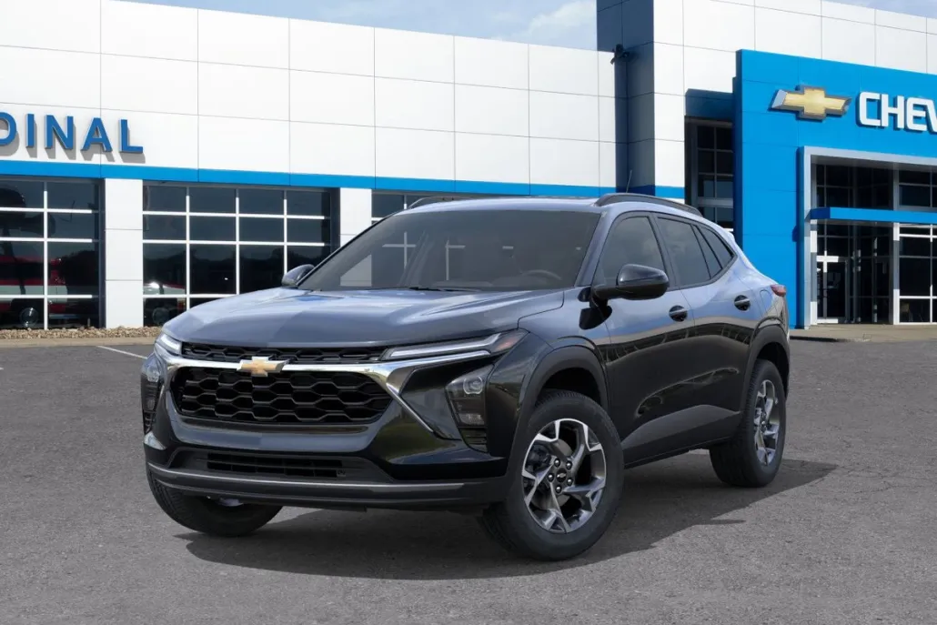 2025 Chevrolet Trax LT photo 1