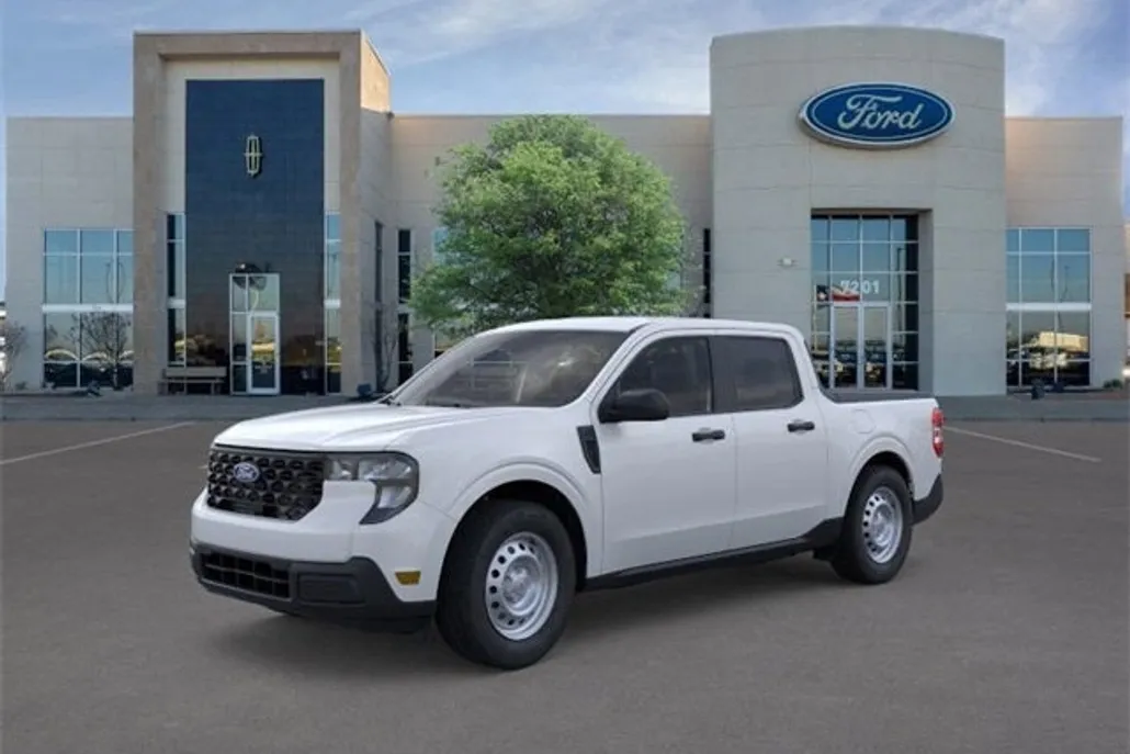 2025 Ford Maverick XL photo 1
