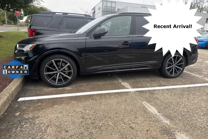 2021 Audi Q7 55 Prestige photo 1