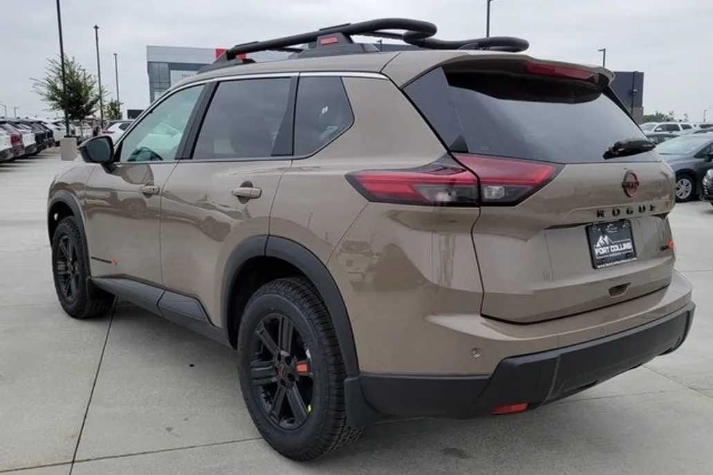 2026 Nissan Rogue SV photo 1