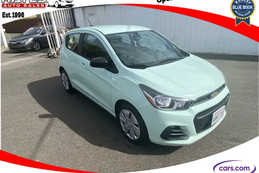 2017 Chevrolet Spark LS photo 1