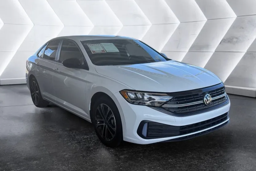 2024 Volkswagen Jetta 1.5T Sport photo 1