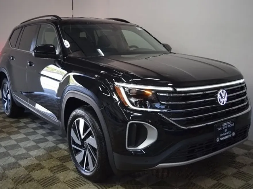 2026 Volkswagen Atlas SE photo 1