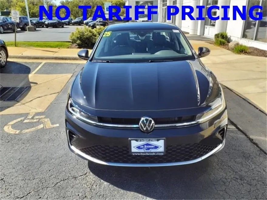 2025 Volkswagen Jetta 1.5T SE photo 1