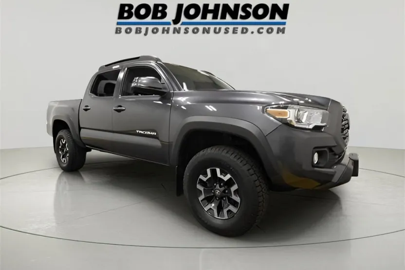 2022 Toyota Tacoma SR V6 photo 1