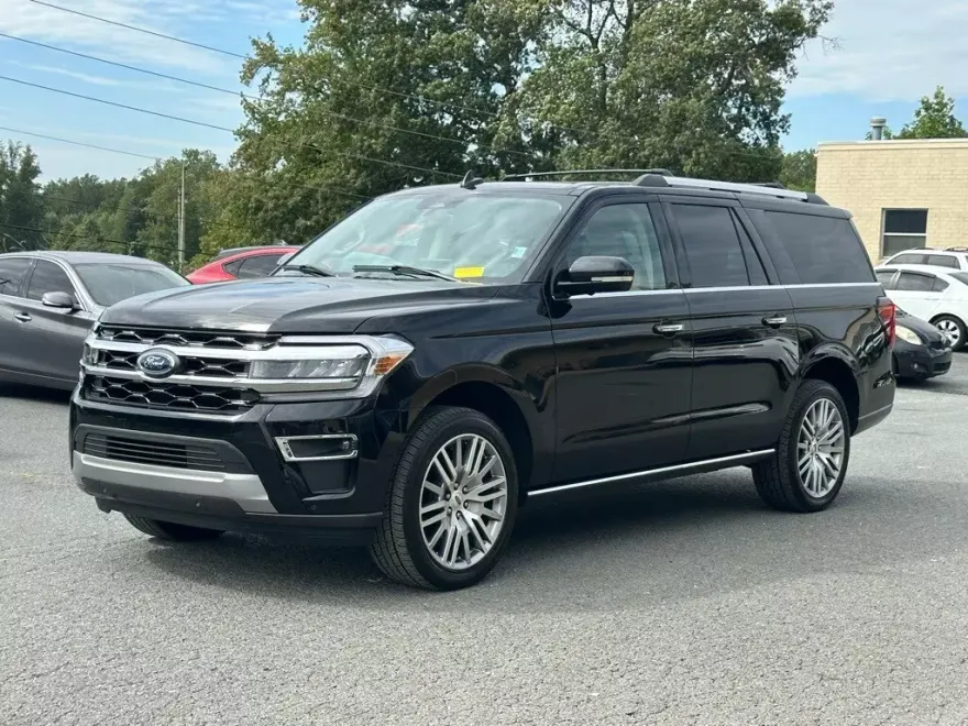2024 Ford Expedition MAX Limited photo 1