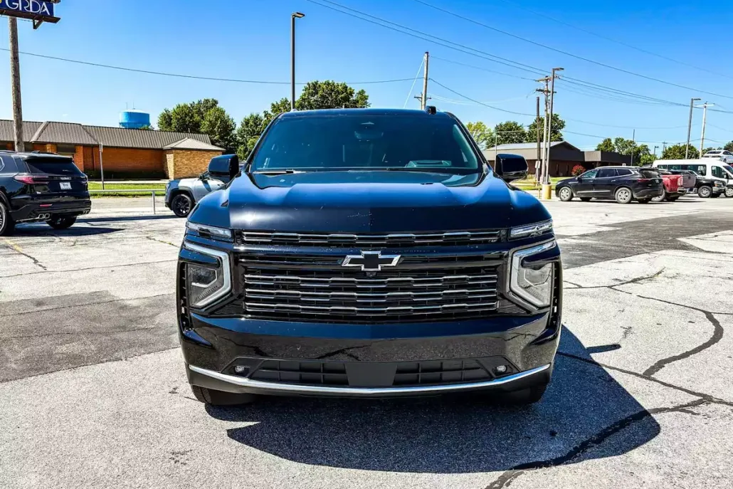 2025 Chevrolet Tahoe High Country photo 1