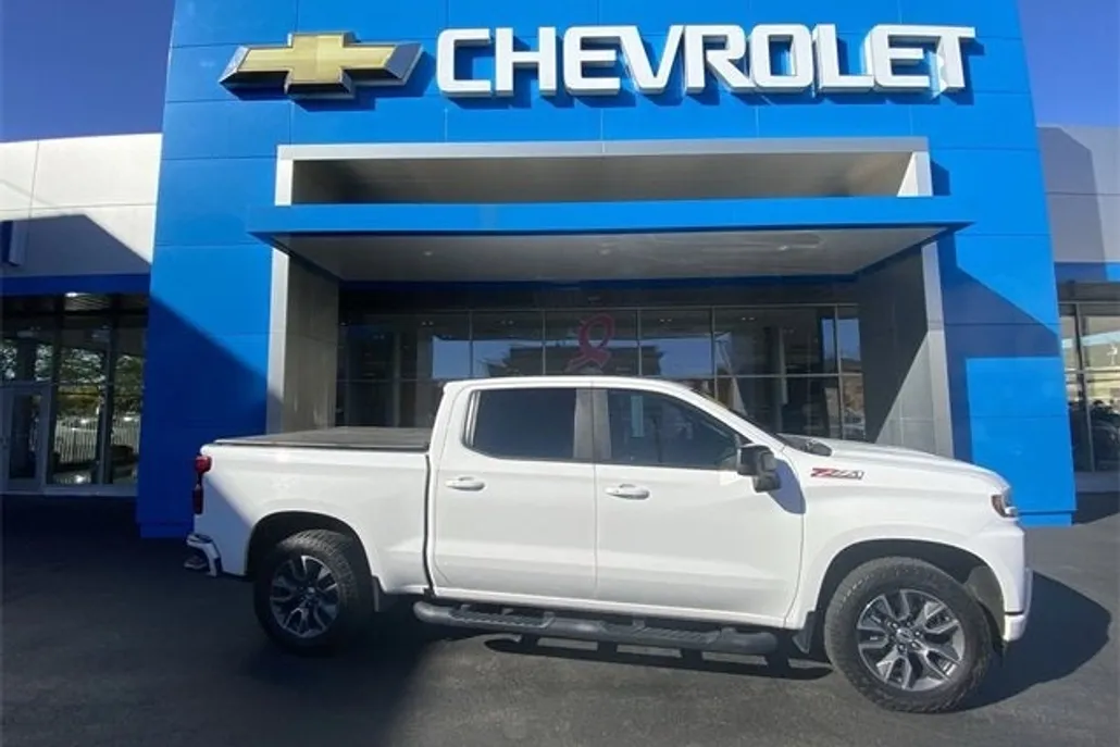 2019 Chevrolet Silverado 1500 RST photo 1