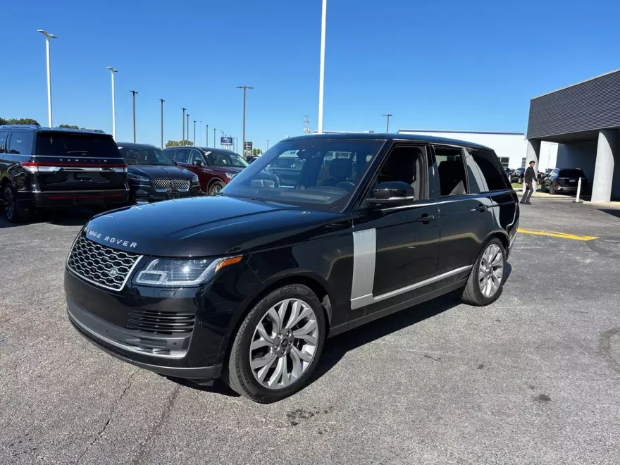 2022 Land Rover Range Rover P525 HSE HSE Westminster Edition photo 1