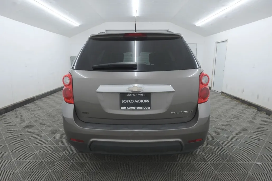 2012 Chevrolet Equinox LT photo 1