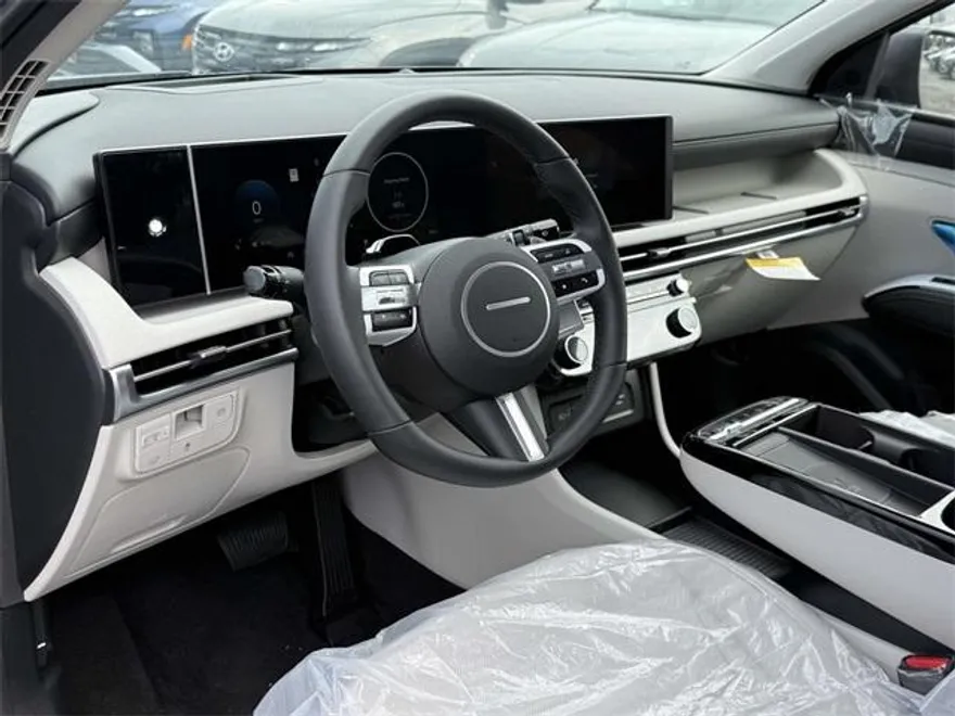 2025 Hyundai Tucson Limited photo 1