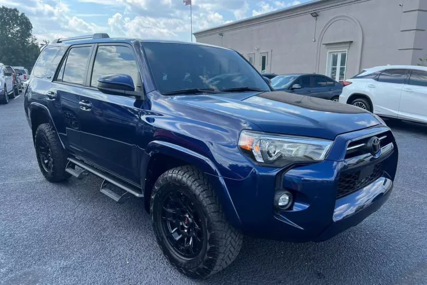 2023 Toyota 4Runner SR5 photo 1
