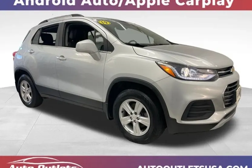 2019 Chevrolet Trax LT photo 1
