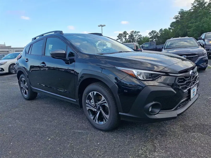 2025 Subaru Crosstrek Premium photo 1