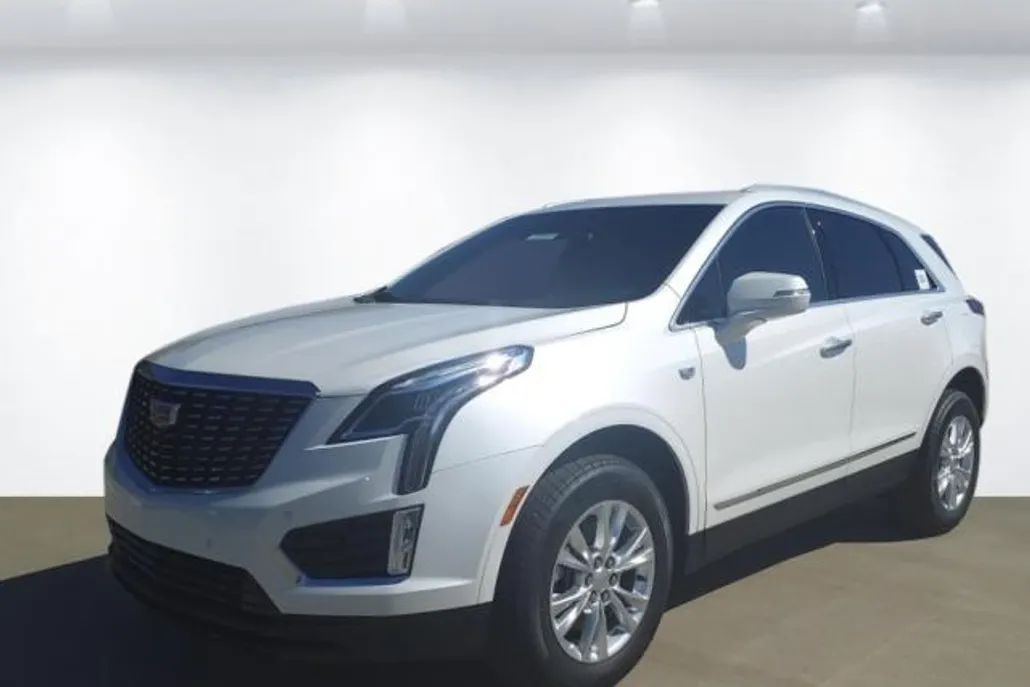 2025 Cadillac XT5 Luxury photo 1