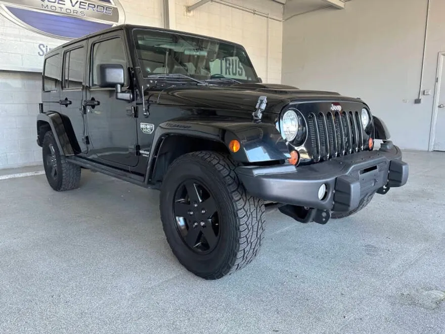 2012 Jeep Wrangler Unlimited Call of Duty: MW3 Edition photo 1