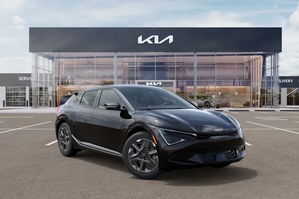 2025 Kia EV6 Light photo 1