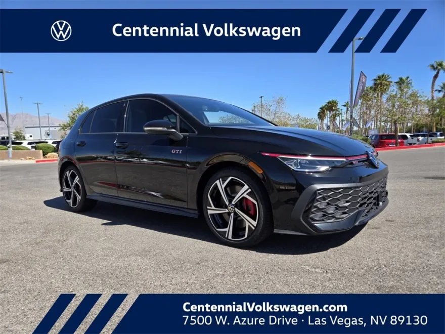 2025 Volkswagen Golf GTI SE photo 1