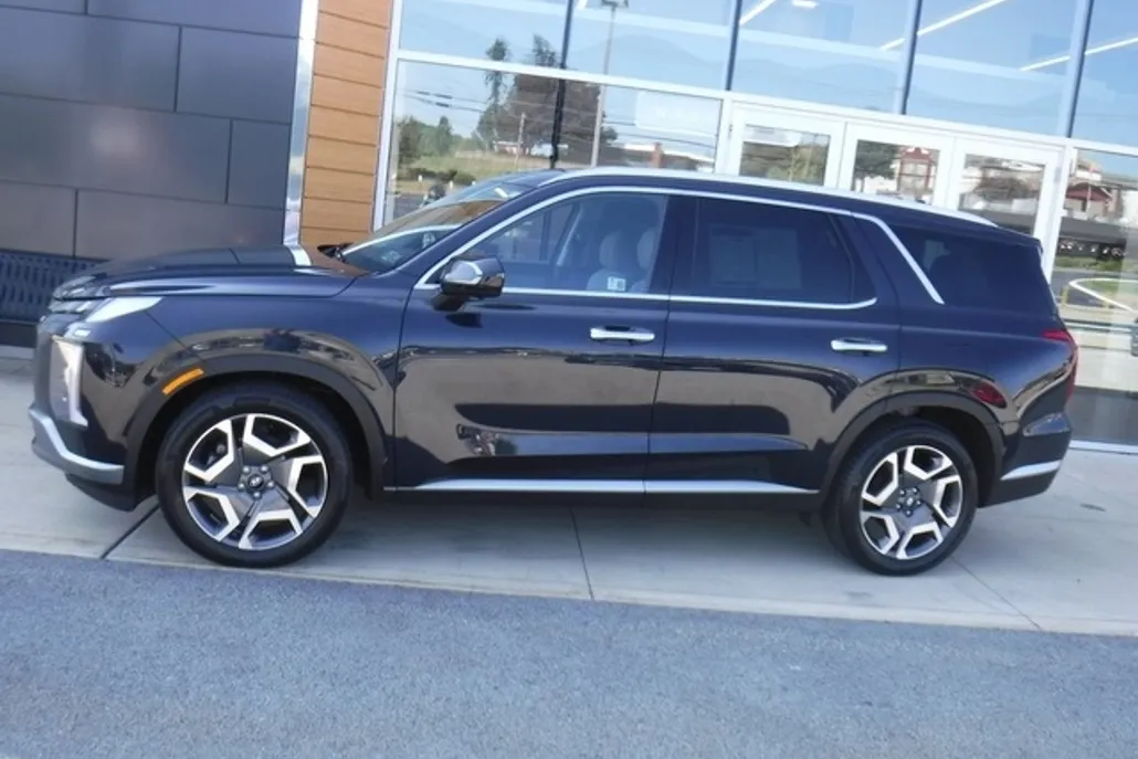 2024 Hyundai Palisade SEL photo 1