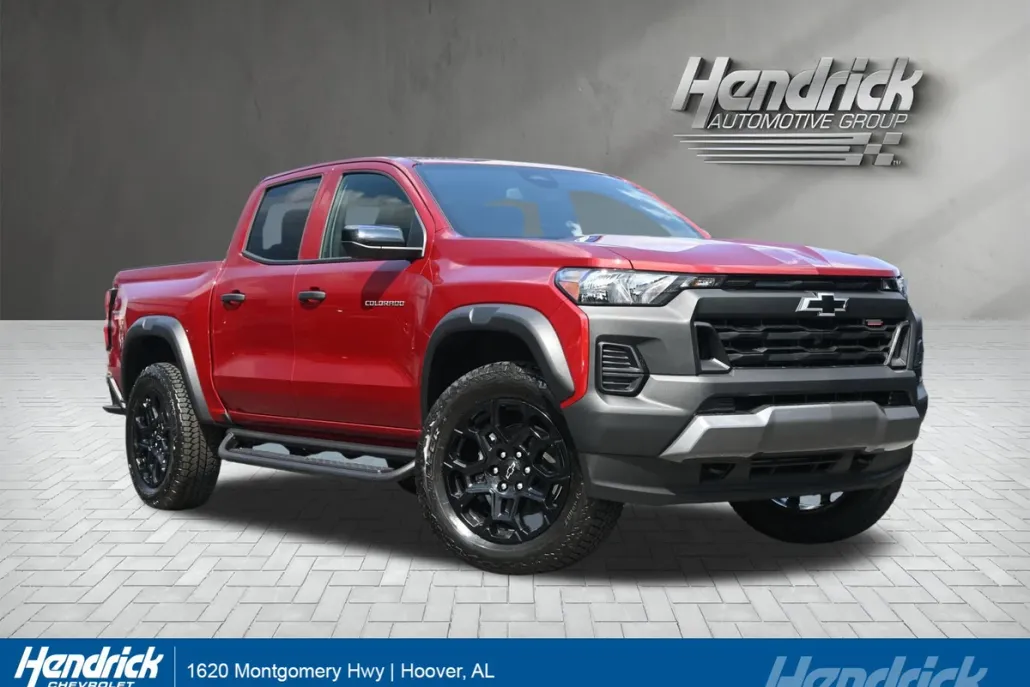 2026 Chevrolet Colorado Trail Boss photo 1