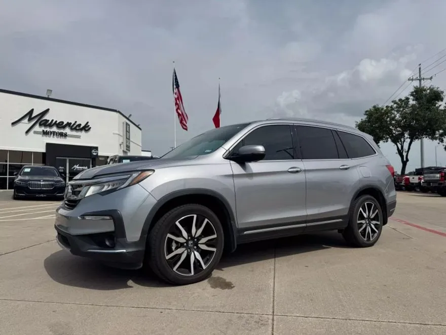 2021 Honda Pilot Touring Sport photo 1