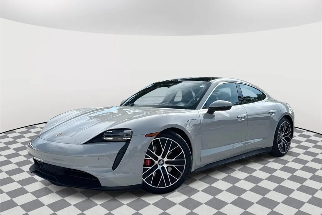 2022 Porsche Taycan 4S photo 1