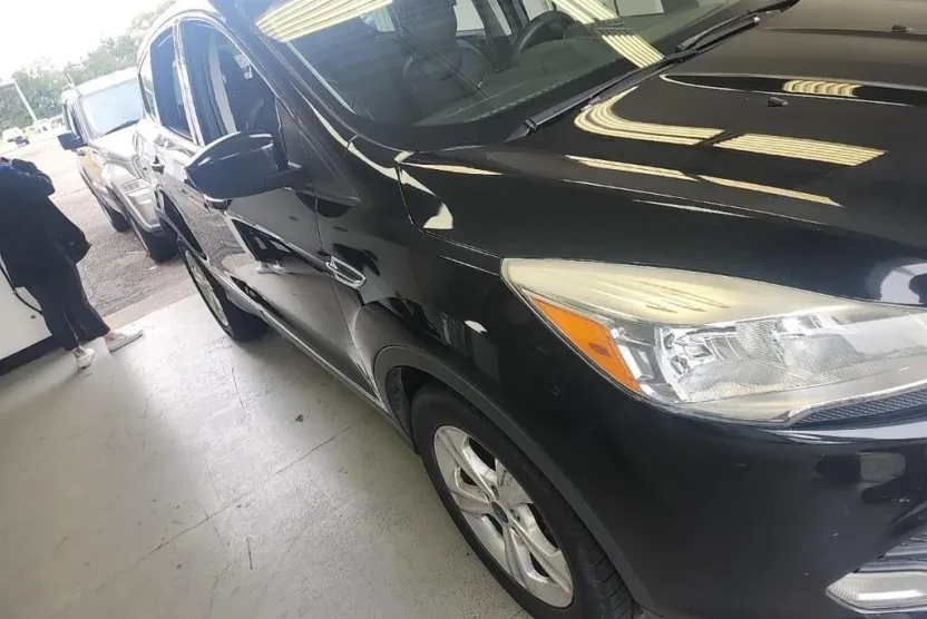 2014 Ford Escape SE photo 1