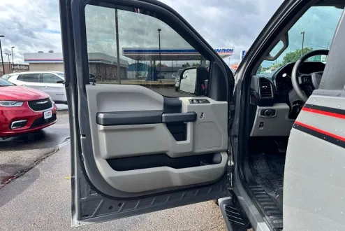 2020 Ford F-150 XL photo 1