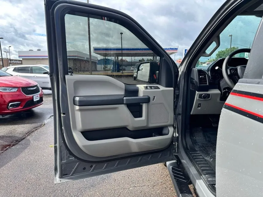2020 Ford F-150 XL photo 1