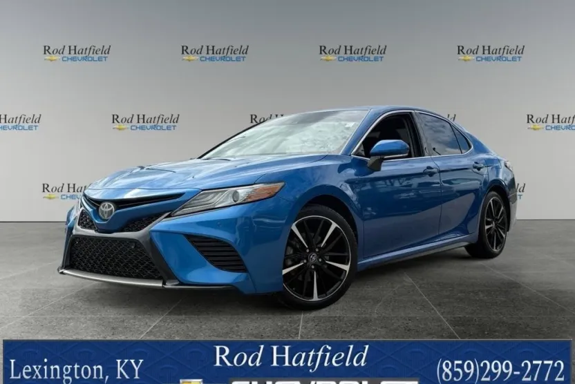 2018 Toyota Camry XSE photo 1
