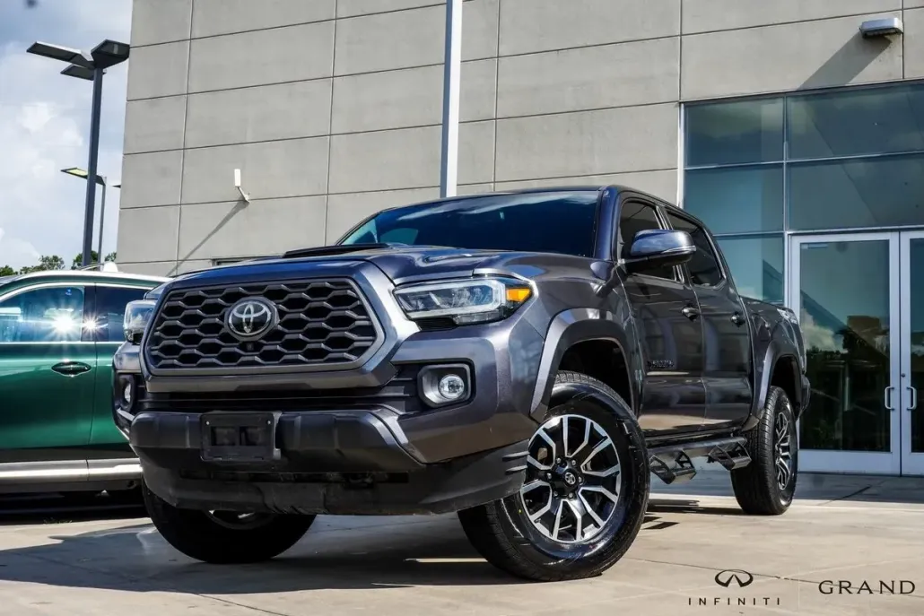 2021 Toyota Tacoma TRD Sport Double Cab V6 photo 1