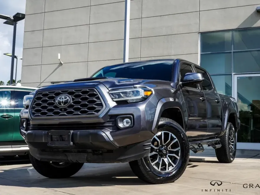 2021 Toyota Tacoma TRD Sport Double Cab V6 photo 1