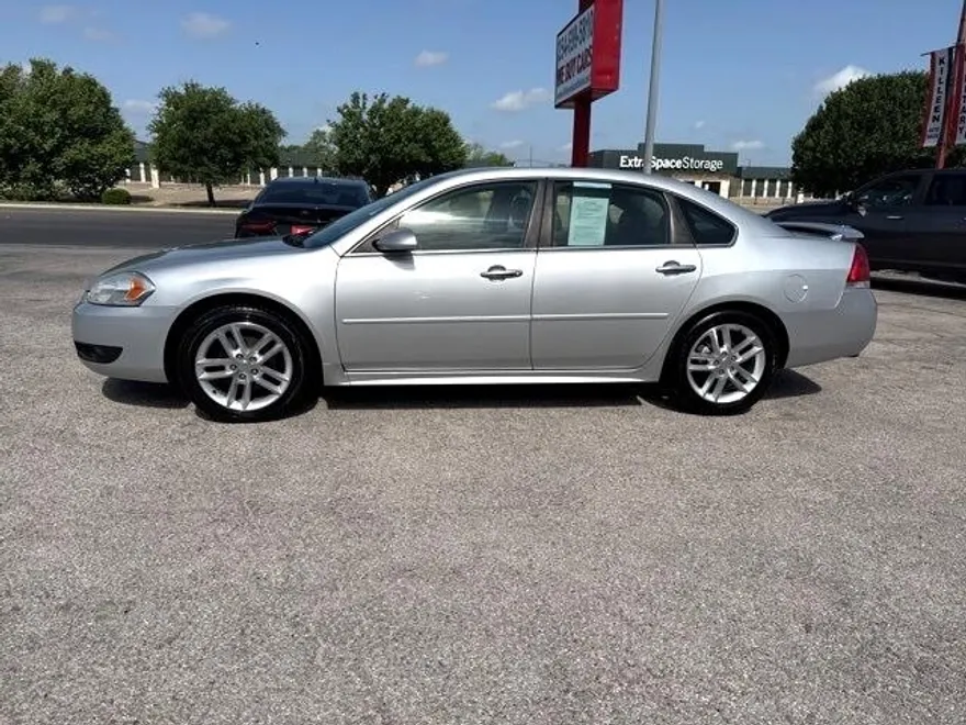 2016 Chevrolet Impala Limited LTZ Fleet photo 1
