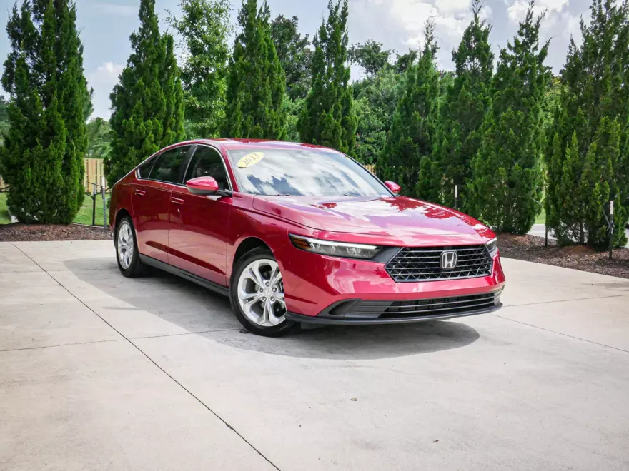 2023 Honda Accord LX photo 1