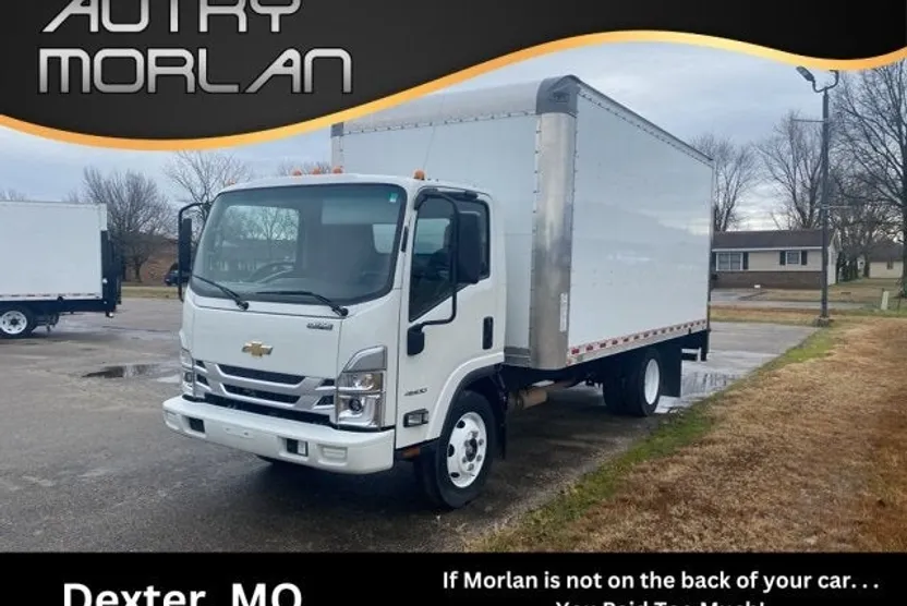 2023 Chevrolet Silverado 4500HD photo 1