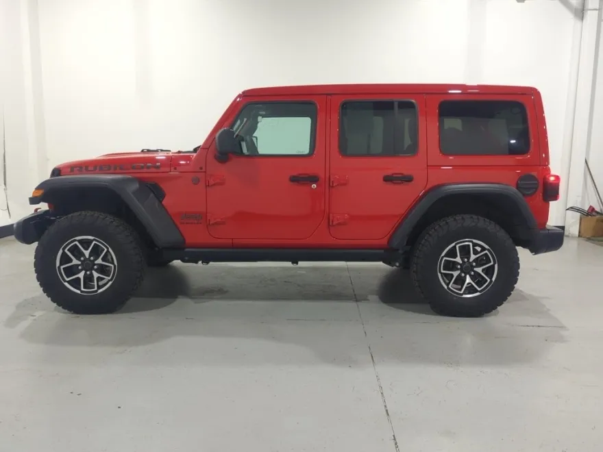2024 Jeep Wrangler Rubicon photo 1