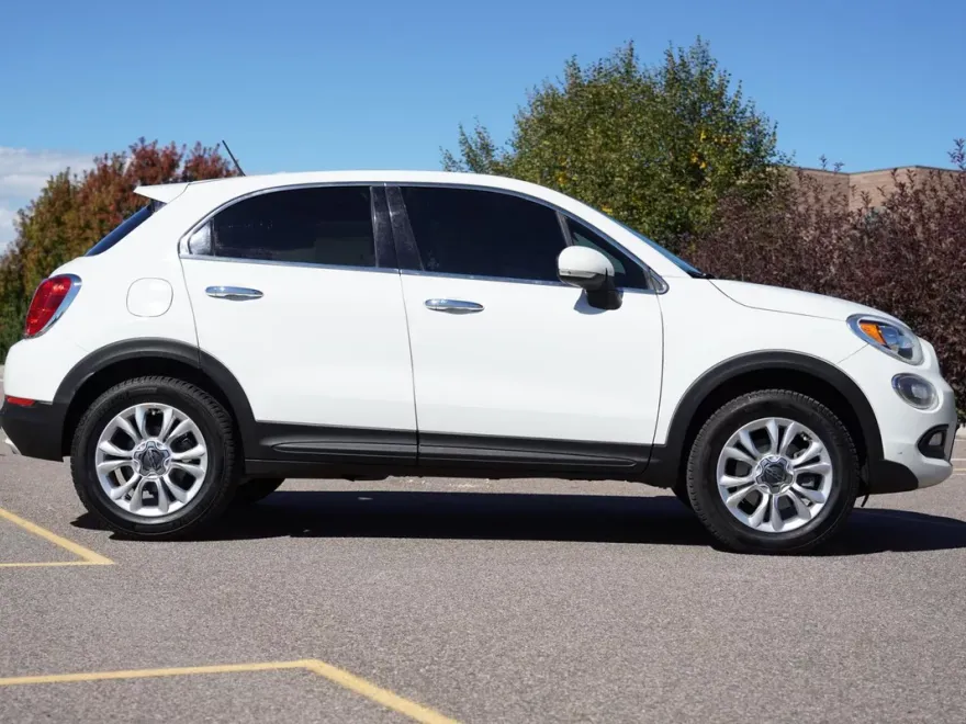 2016 Fiat 500X Lounge photo 1