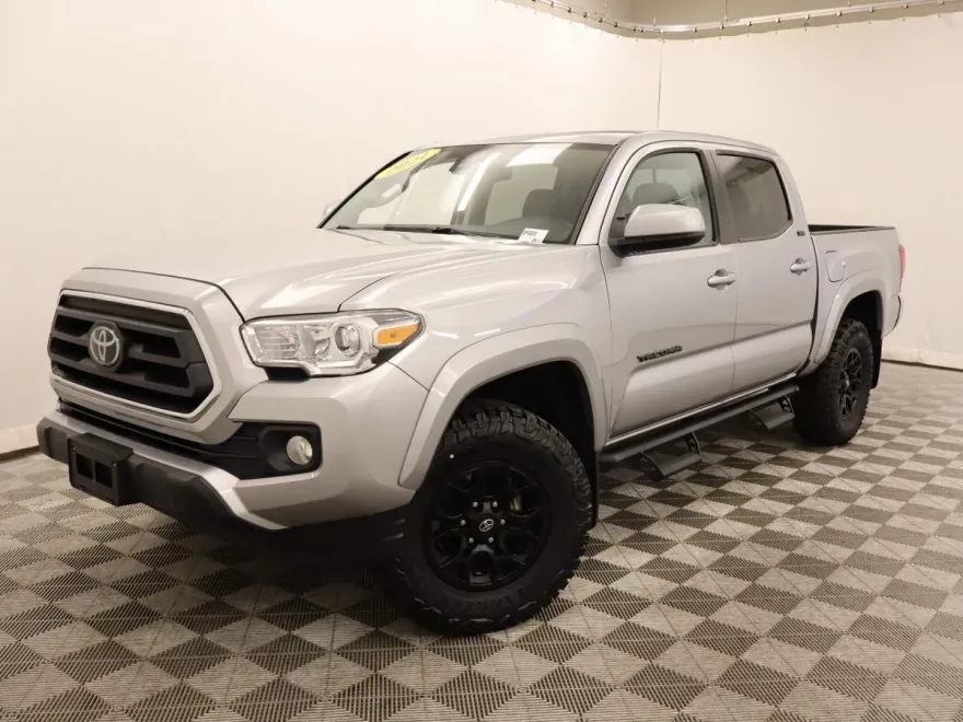 2021 Toyota Tacoma SR5 V6 photo 1