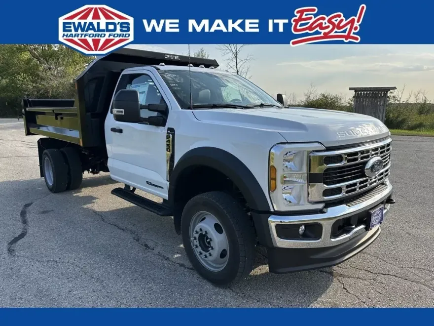 2024 Ford F-450 photo 1