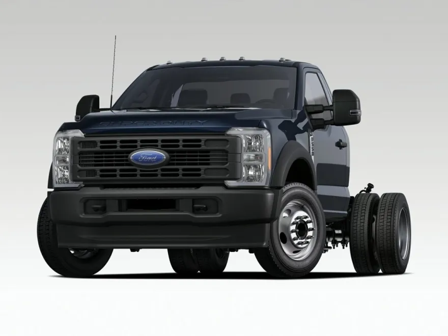 2024 Ford F-550 photo 1