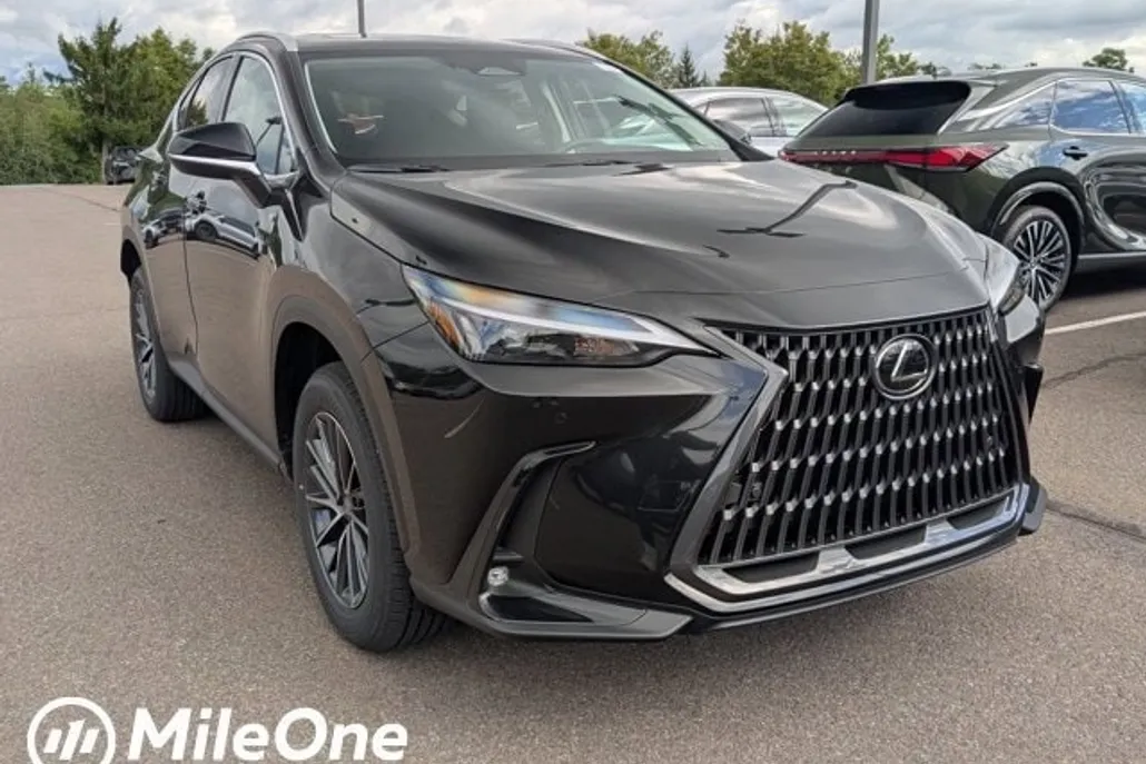 2026 Lexus NX 350 photo 1