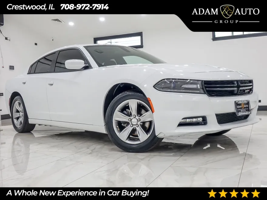 2016 Dodge Charger SXT photo 1